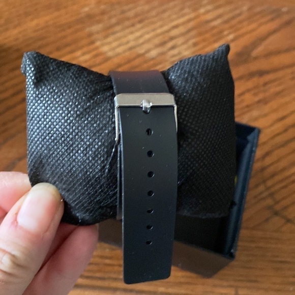 Mickey Mouse Ladies  Watch Large Round Face - Picture 3 of 10